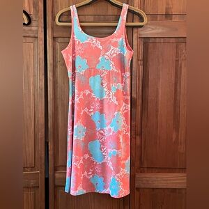 Women’s Columbia Omni heat dress. Size Medium